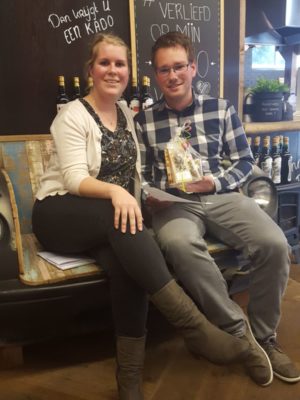 Dit leuke stel uit Nijverdal gaat naar huis met een laminaat vloer