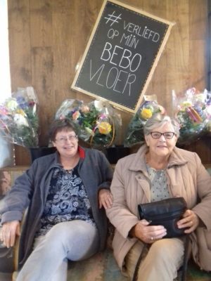 Deze dames uit Aadorp hebben een mooie laminaat gekocht bij Bebo Parket